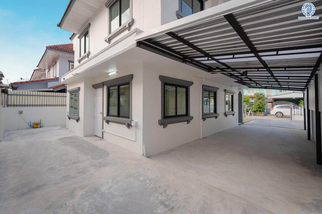 บ้านมือสองตกแต่งใหม่ โครงการ มณียา3 รัตนาธิเบศร์-ท่าอิฐ แบรนด์ Property Perfect หลังใหญ่ เนื้อที่ 61.3 ตร.ว. ฟังก์ชันครบ 3 ห้องนอน 2 ห้องน้ำ 1 ห้องอเนกประสงค์ 3 ที่จอดรถ บนทำเลเชื่อมต่อถนนรัตนาธิเบศร์ และถนนราชพฤกษ์ ใจกลาง 2 เซ็นทรัลฯ ใกล้ MRT "สถานีบางรักน้อยท่าอิฐ" และทางด่วน "งามวงศ์วาน"